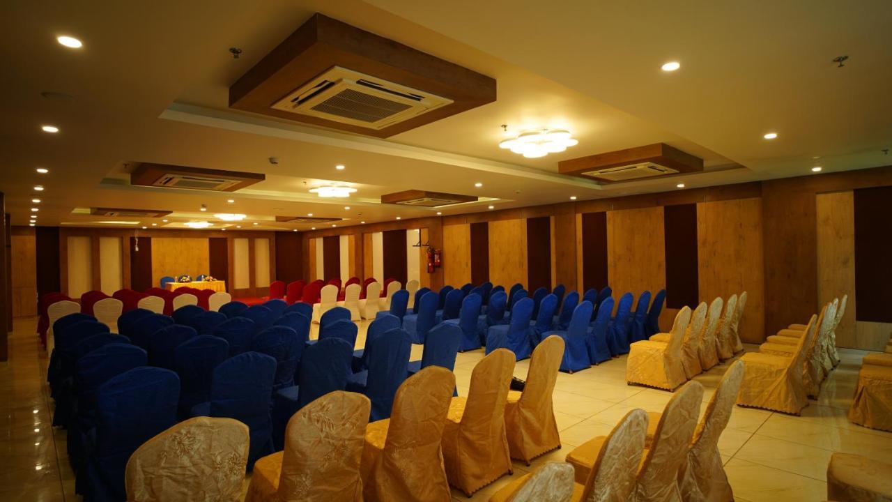 Regenta Central Somnath, Bhalpara Zewnętrze zdjęcie