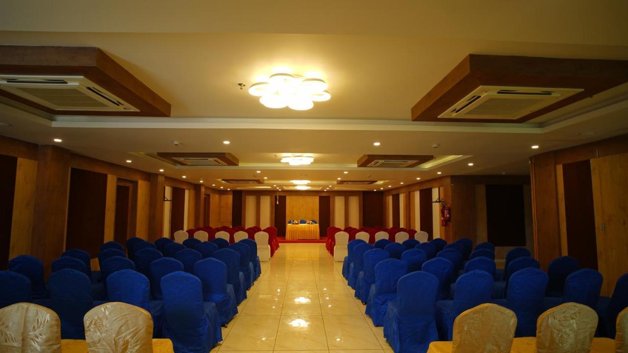 Regenta Central Somnath, Bhalpara Zewnętrze zdjęcie